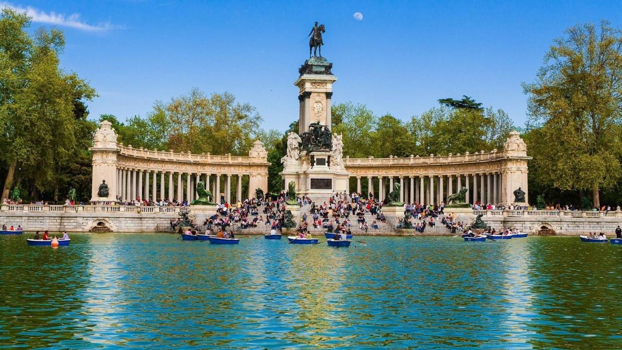 Apartamento Retiro II En Madrid Capital Bagian luar foto